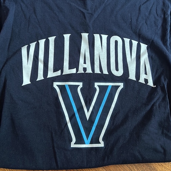 Small Villanova tee shirt straight from the college shop on campus! - Picture 2 of 2